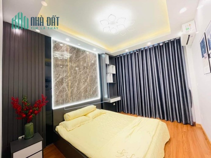 Thịnh Quang 39m nhà thoáng ngõ nông mặt tiền rộng cực đẹp 4.5 tỷ