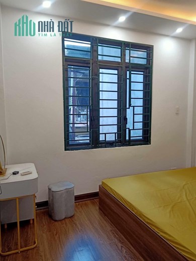 Bán nhà Nguyễn Cao, Hai Bà Trưng 25m, 4 Tầng nhà đẹp, ở luôn, giá chỉ hơn 3 tỷ.