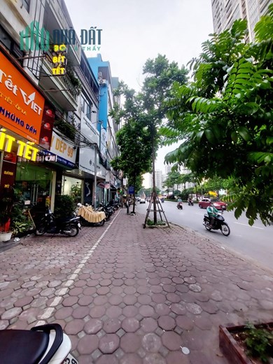 (GIÁ TỐT NHẤT - VỪA TẦM TIỀN) MP NGUYỄN HOÀNG 70M2, 5T, HÈ 5M, HẠ CHÀO 2 TỶ.