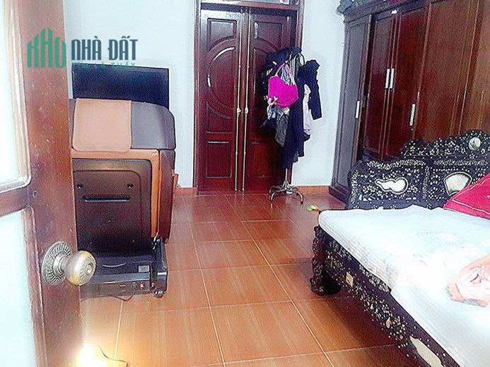 Bán nhà mặt ngõ to ô.tô đỗ cửa phố Trại Lẻ - Lê Chân 4 tầng GIÁ 3.1 tỉ