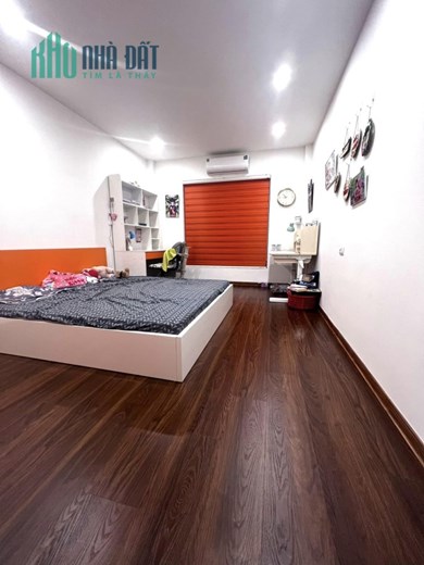 Bán nhà phố Đặng Văn Ngữ, ngõ nông, sát ô tô, nhà đẹp, 48m, 3PN, 3.8 tỷ
 

Bán nhà phố Đặng Văn