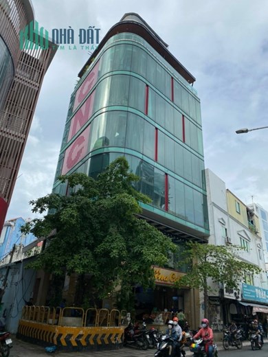 TOÀ NHÀ VP TOẠ LẠC TRUNG TÂM QUẬN 3 - VỊ TRÍ RẤT ĐẸP 2 MẶT THOÁNG