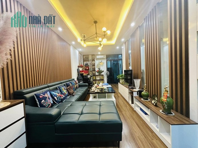 BÁN NHÀ ĐỘI CẤN, BA ĐÌNH, SÁT PHỐ, NGÕ 3M, 80M2 MT4.5M, GIÁ 8.5 TỶ