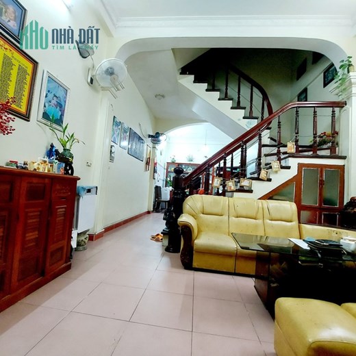 Bán LIỀN KỀ Ngô Thì Nhậm, Hà Đông, Ô TÔ, KINH DOANH, 42M, 4T, 9Tỷ XÍU