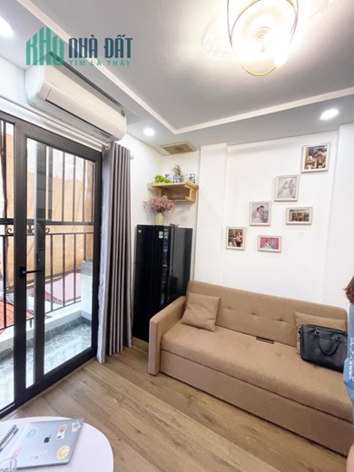 Bán CCMN Kim Ngưu, Hai Bà Trưng 46m, T6, 2PN full nội thất chỉ 1.55 tỷ