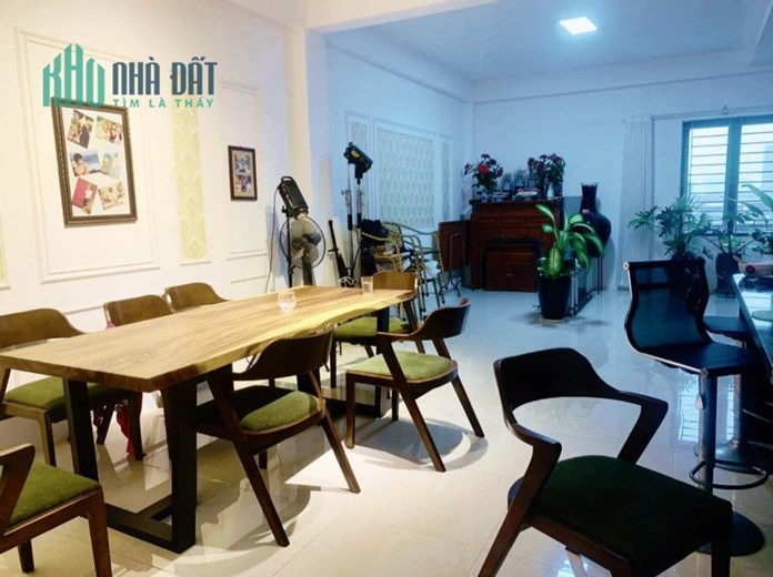 Bán nhà Nguyễn Công Trứ, Hai Bà Trưng 94m, 7 tầng, thang máy, KD đa dạng 16 tỷ.