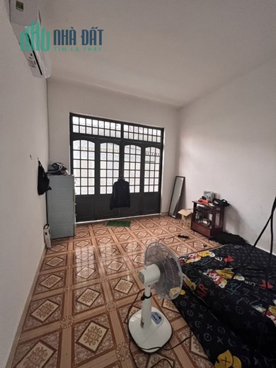 Bán nhà gần đường Hưng Phú phường 9 Q8 3 tầng 4.7m x,9.6 Nhỉnh: 4 tỷ