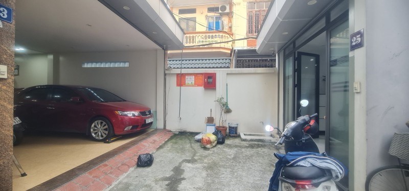 NHÀ ĐẸP - Ô TÔ ĐỖ CỬA,VÀO NHÀ, CÁCH 50M RA MẶT PHỐ GIA THỤY, NHÀ SIÊU ĐẸP, FULL NỘI THẤT XỊN XÒ.