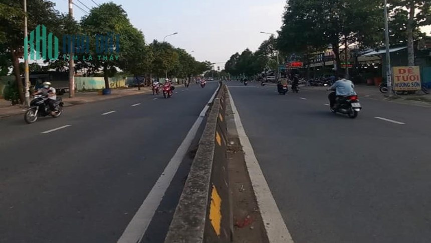Bán đất MT Lê Thị Riêng P.Thới an QUẬN 12, MT VIP Kinh Doanh, Đường 24m, giá giảm còn 20 tỷ