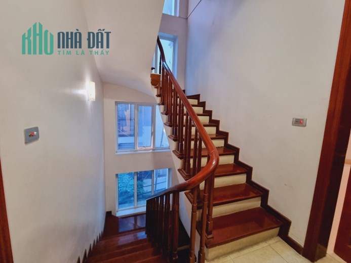 BÁN NHÀ HỒ TÙNG MẬU, DT93M, 6 TẦNG, MẶT TIỀN 6.3M, LÔ GÓC, GARA Ô TÔ, KD, NHỈNH 15 TỶ.