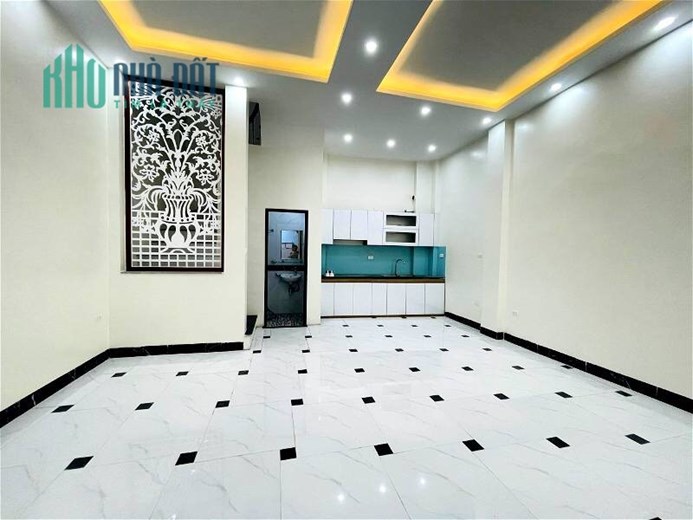 Bán nhà khu Trung Văn, Nam Từ Liêm DT40m, 2T, 2PN. SĐCC. Giá 3,2 tỷ. Lh: 0922855868