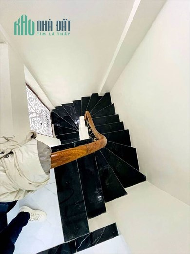 Bán nhà khu Trung Văn, Nam Từ Liêm DT40m, 2T, 2PN. SĐCC. Giá 3,2 tỷ. Lh: 0922855868