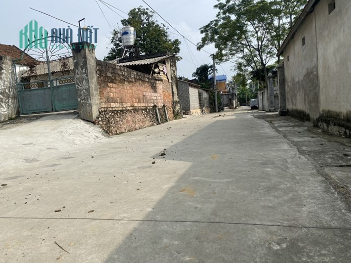 Bán Gấp 216m Full Thổ Cư Đường Thông Ô Tô Tránh Giá 1.6 Tỷ Tại Tân Tiến