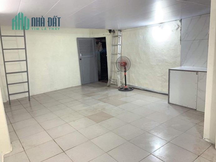 Chính chủ cho thuê nhà tại Kim Mã Ba Đình Hà Nội- Diện tích: 40m2, gác lửng 27m- Giá thuê: 5 triệu/