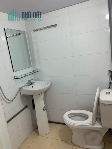 Chính chủ cho thuê nhà tại Kim Mã Ba Đình Hà Nội- Diện tích: 40m2, gác lửng 27m- Giá thuê: 5 triệu/