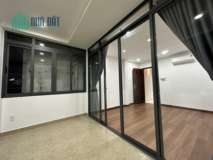 MẶT TIỀN TRẦN KHẮC CHÂN, PHÚ NHUẬN, 56M2, NHỈNH 11 TỶ