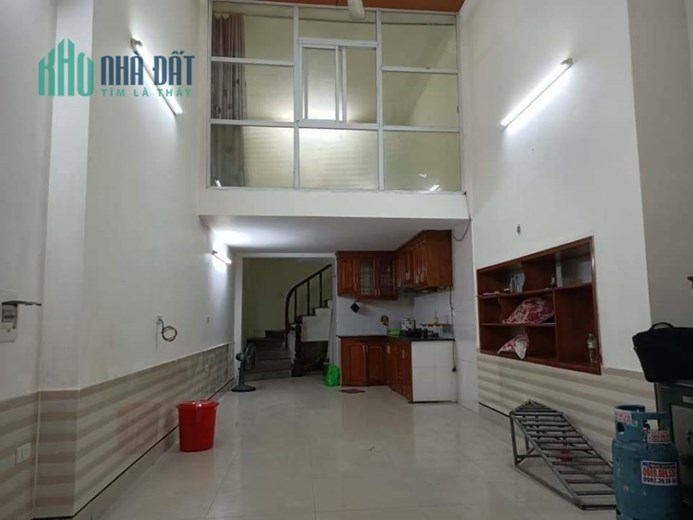 45m2, 4 tầng Tân Mai, Hoàng Mai, 3,5 tỷ. Gần ô tô, không lo quy hoạch, rất hiếm