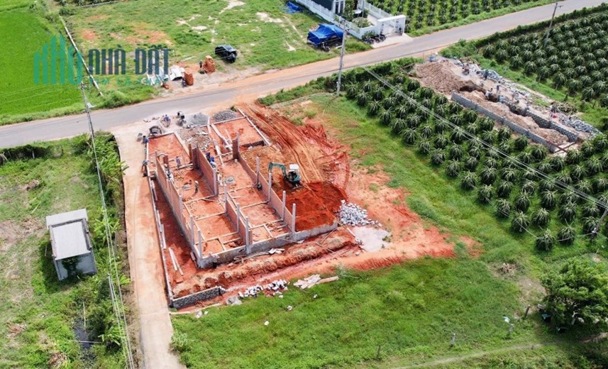Bán nền đất 145m2 mặt tiền đường nhựa trục chính Hàm Liêm Giá chỉ 9xx triệu