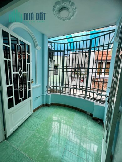 Bán nhà 2 tầng 20m2, Hẻm xe hơi, Chiến Lược, Bình Tân, chỉ 2.35 tỷ TL