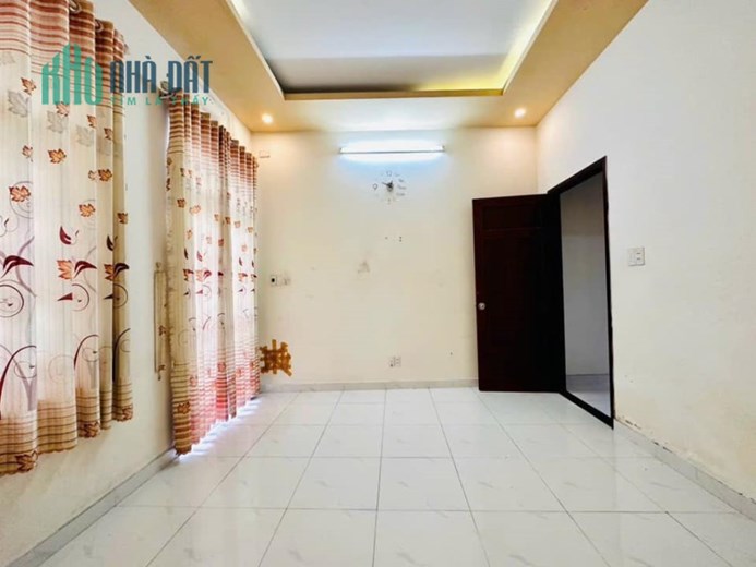 Bán nhà hẻm xe hơi, Lê Đức Thọ, chợ An Nhơn, 56m2 chỉ 4,x tỷ, thương lượng chính chủ