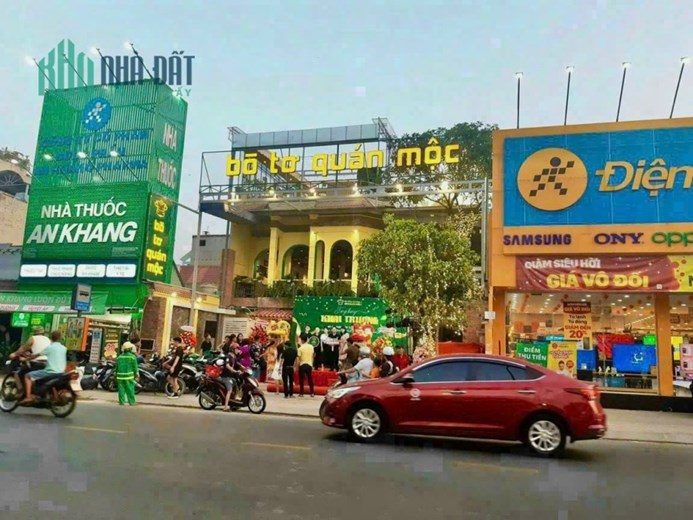 Q.Tân Phú, Mặt tiền Gò Dầu, DT 12x27, 3 tầng. Thu nhập 120tr/tháng. Giá 68tỷ