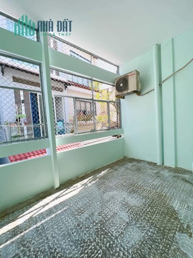 Bán NHÀ RẺ Đi Mỹ Gấp GIẢM HƠN  1,5  tỷ Ngang 3.65x 11.65m Nguyễn Khoái Q4 sát Q1 - 50 m