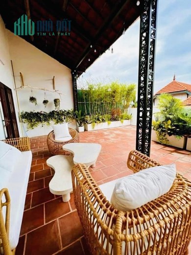 Bán Gấp 180m2 Đất Thổ Cư Mặt Ngõ Oto Tránh Đường Lạc Long Quân, Cầu Giấy Giáp Tây Hồ. Mặt Tiền 6m.