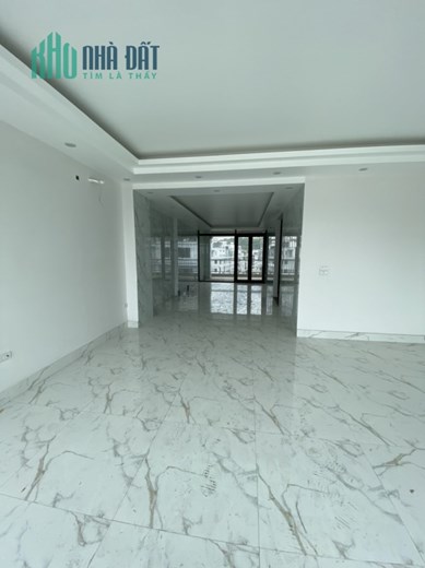 Cho thuê căn Shophouse liền kề Monbay Hạ Long 90m2, 5 tầng