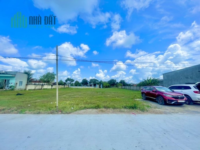 CẦN BÁN NHÀ MỸ HẠNH BẮC