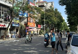 Cần bán nhà Mặt phố Phùng Khắc Khoan giá 27 tỷ, 35mx4 tầng, MT 6m, KD cực tốt
