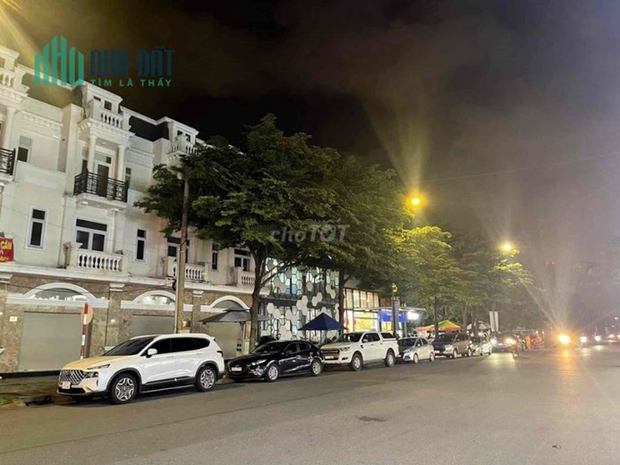 Bán nhà phố liền kề 67m2 – 3PN - Dự án Icon Central.