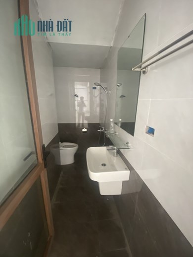Cho thuê 2 căn liền kề Vinhome Dragonbay Hạ Long 180m2, 4 tầng