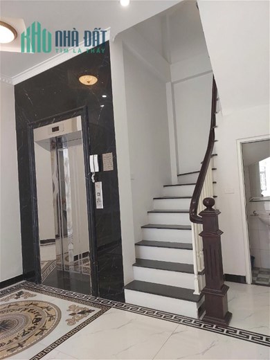 Bán Nhà lô góc Ngô Gia Tự Long Biên 80m2 x5t  mt:15m - 2 gara nhỉnh 10 tỷ