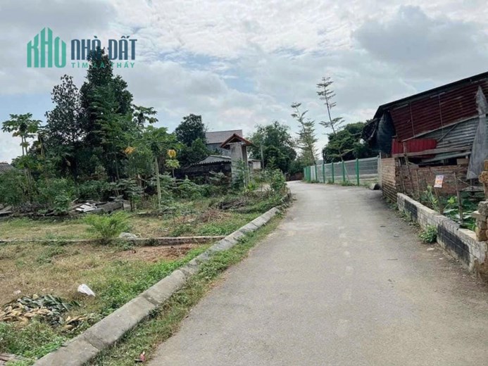 GIA ĐÌNH CẦN TIỀN NÊN MUỐN BÁN GẤP THỬA ĐẤT 122M2 - Ở BÌNH YÊN NGAY SÁT ĐƯỜNG 420 VÀ KHU CÔNG NGHỆ