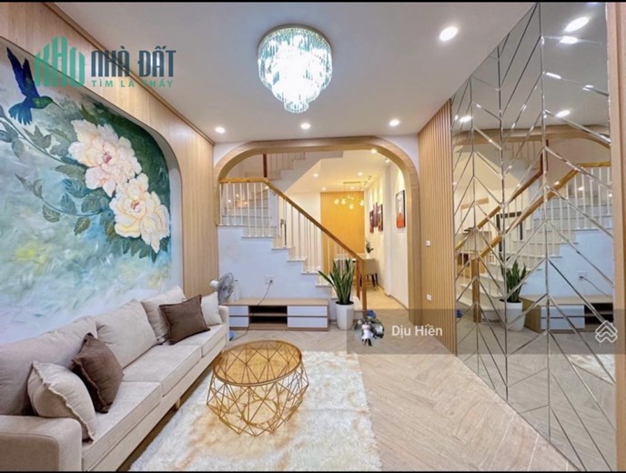 Chủ nhà cắt lỗ-ngõ 23 Xuân La-Tây Hồ-ngõ thông-gần ô tô-41m2X5T- 4.05 tỷ
