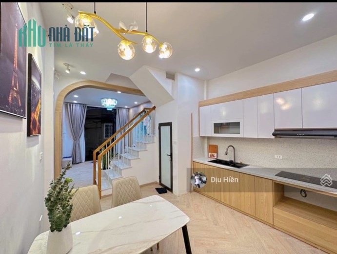 Chủ nhà cắt lỗ-ngõ 23 Xuân La-Tây Hồ-ngõ thông-gần ô tô-41m2X5T- 4.05 tỷ