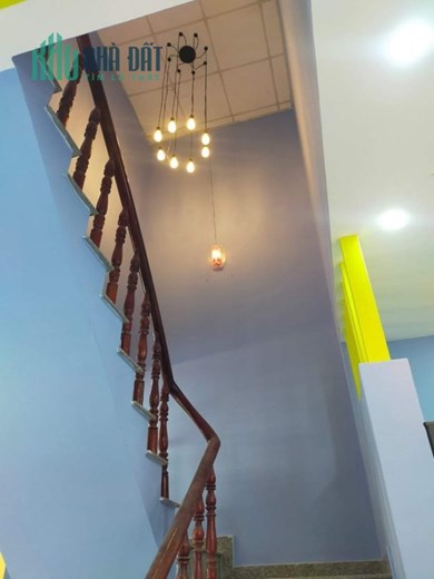 NHÀ LẦU  THỊ TRẤN HOCMON - ĐƯỜNG OTO - 3,2 TỶ