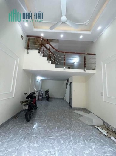 Bán nhà Xã Đàn 36m2 5 tầng, ngõ thông tứ tung, 2 thoáng, 3 gác đô cửa, 4.2 tỷ