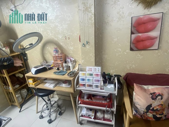 Sang tiệm Nails tại linh trung thủ đức Tiệm đang kinh doanh bình thường sang lại tiếp tục kinh doanh