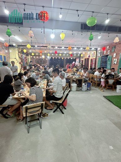 E cần sang lại quán nhậu đầy đủ tiện nghi Địa chỉ: mặt bằng đường Nguyễn Trung Trực, Dĩ An, Bình