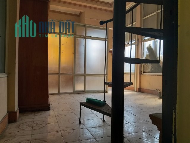 Mặt Phố Giáp Bát – Hoàng Mai, DT60m2,  4 Tầng, M.Tiền Rộng, Giá 11.2  tỷ