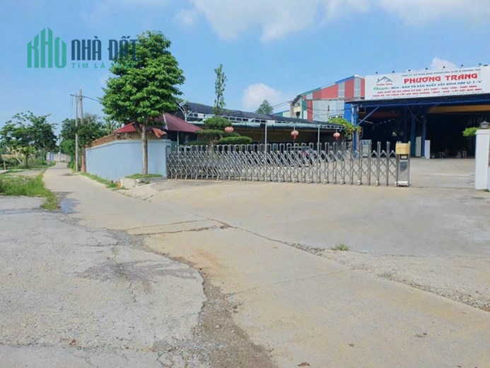 🔥🔥🔥Tưởng Bom nổ chứ😁
Mới nửa buổi sáng thôi đã bay chục lô rồi khách ạ.😃

👉 Phân lô F0 mới ra