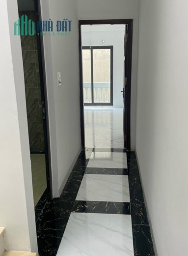 Bán Nhà Nguyễn Chính, Hoàng Mai Kinh Doanh - Ô Tô 40m2 giá 4 tỷ .