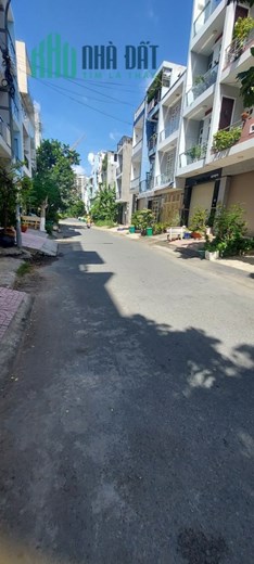 CẦN BÁN NHÀ MẶT TIỀN 1 TRỆT 2 LẦU KDC HƯƠNG LỘ 5, QUẬN BÌNH TÂN, TPHCM