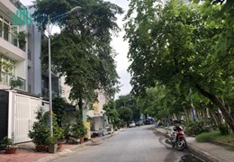 BÁN GẤP CHDV HUỲNH TẤN PHÁT, 165M2, 4 TẦNG, RỘNG  5M BỀ THẾ CHỈ 8 TỶ NHỈNH