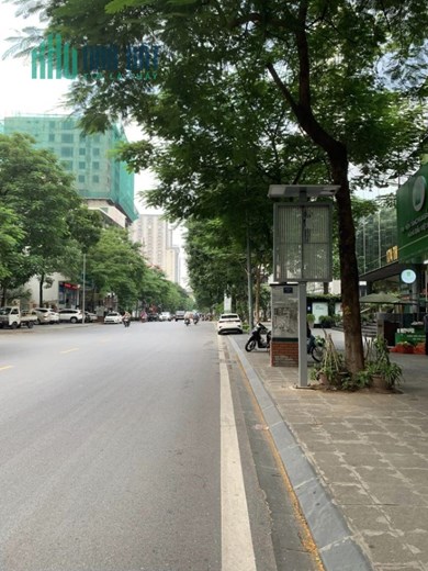 ( BÁN GẤP) TÒA NHÀ MP THÁI HÀ 70M2, 5T, MẶT TIỀN 6M, VỈA HÈ 5M, CHO THUÊ 100TR.
