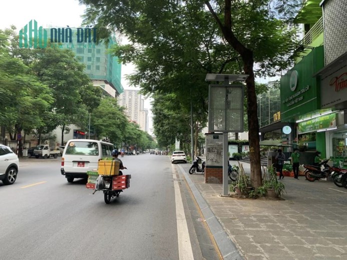 ( BÁN GẤP) TÒA NHÀ MP THÁI HÀ 70M2, 5T, MẶT TIỀN 6M, VỈA HÈ 5M, CHO THUÊ 100TR.