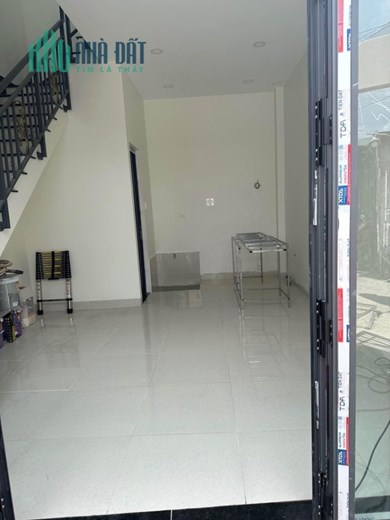Cho thuê nhà mới xây 1 trệt 1 lầu đương Tô Ngọc Vân, Phường 15, Quận Gò Vấp