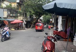 Cho thuê nhà T1 khu tập thể Thành Công ,110m2 x 1 tầng , lô góc , MT 5m , giá 25tr