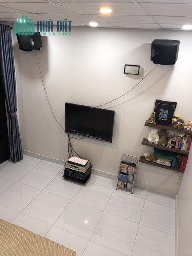 BÁN NHÀ CMT8 - TRUNG TÂM QUẬN 10 - HXH - Ở NGAY - TẶNG GPXD Thêm 1 Lầu - Nhỉnh 5 Tỷ.